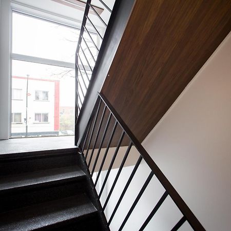 Blue Oasis Studio With Full Kitchen And Bath By Den Stays Montreal Ngoại thất bức ảnh